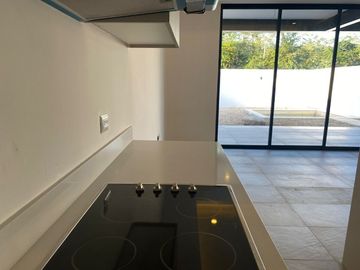 Residencia en venta! privada con amenidades al norte de la ciudad! Conkal!
