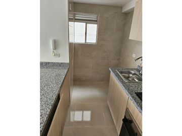 SE VENDE APARTAMENTO EN  MIRAMAR