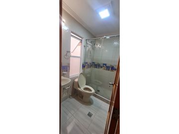 VENTA DE CASA DE TRES PISOS UNIFAMILIAR EN EL CANEY ID 701
