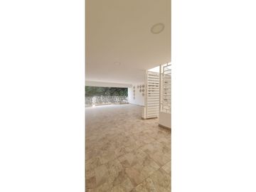 VENTA DE CASA DE TRES PISOS UNIFAMILIAR EN EL CANEY ID 701