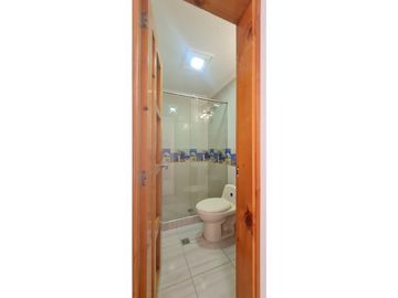 VENTA DE CASA DE TRES PISOS UNIFAMILIAR EN EL CANEY ID 701