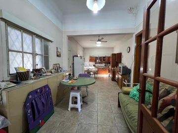 Casa PH en venta en Ituzaingo Norte