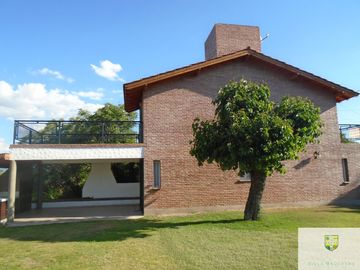 K103MC- 2 Casas con bajada al Rio Panaholma en Villa Cura Brochero
