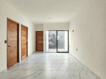 Venta de Casa de 1 Planta en Villa de Álvarez