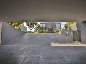 Casa en Venta Puerta Las Lomas (Coto Lagos) con Vista Al Lago