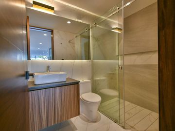 Casa en Venta Puerta Las Lomas (Coto Lagos) con Vista Al Lago