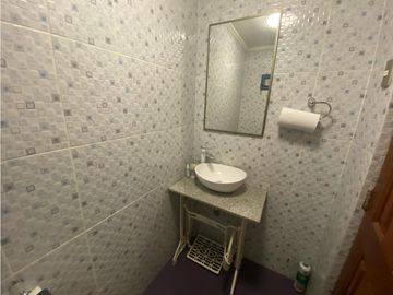Venta casa 4D 2B piscina, estacionamiento  en Los Villares, Los Andes