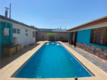 Venta casa 4D 2B piscina, estacionamiento  en Los Villares, Los Andes