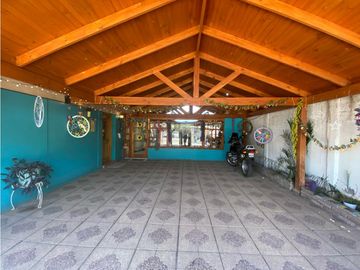 Venta casa 4D 2B piscina, estacionamiento  en Los Villares, Los Andes
