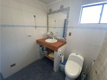 Venta casa 4D 2B piscina, estacionamiento  en Los Villares, Los Andes