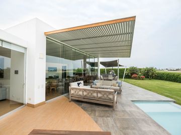 EXCLUSIVA CASA DE PLAYA 5 DORMS EN VENTA EN ASIA GOLF CLUB