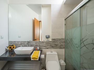 EXCLUSIVA CASA DE PLAYA 5 DORMS EN VENTA EN ASIA GOLF CLUB