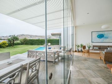 EXCLUSIVA CASA DE PLAYA 5 DORMS EN VENTA EN ASIA GOLF CLUB
