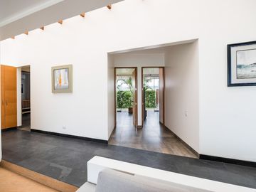 EXCLUSIVA CASA DE PLAYA 5 DORMS EN VENTA EN ASIA GOLF CLUB