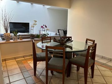 VENTA CASA EN SAN NICOLÁS TOTOLAPAN
