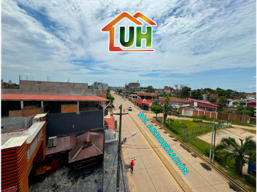 00587 - VENTA HOSPEDAJE  YARINACOCHA - ZONA COMERCIAL - AC 950 M2.
