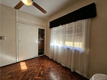 EN VENTA · DEPARTAMENTO · 3 DORM · CALLE GUTIÉRREZ ·  MENDOZA