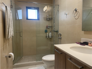 Venta de apartamento en Clayton-Albrook, PH Embassy Village