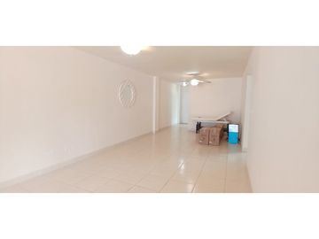 Vendo apartamento remodelado Ph Plaza Camino Real, Betania