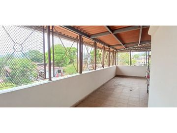 Vendo apartamento remodelado Ph Plaza Camino Real, Betania