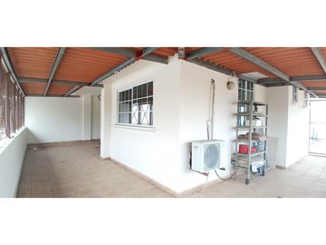 Vendo apartamento remodelado Ph Plaza Camino Real, Betania