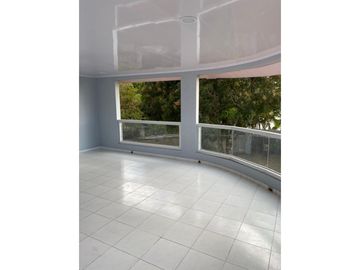 VENDO CASA CON ACCESO DIRECTO A LA PLAYA EN COLON, PORTOBELO