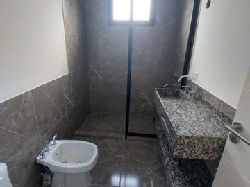 Casa en venta en Francisco Alvarez