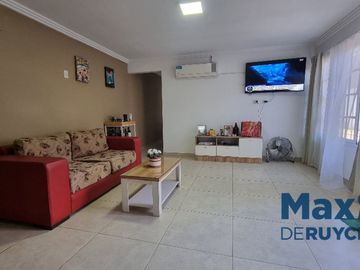 Casa en venta en Bernal Oeste