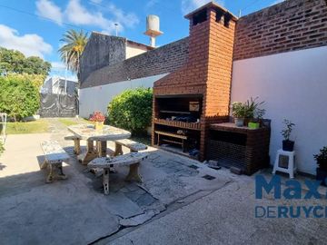 Casa en venta en Bernal Oeste