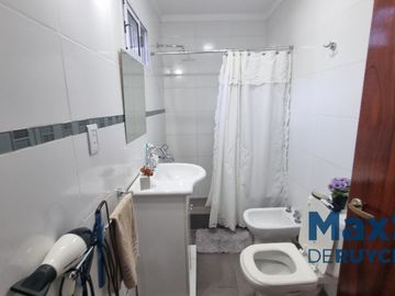 Casa en venta en Bernal Oeste