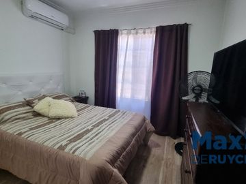Casa en venta en Bernal Oeste