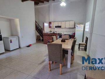 Casa en venta en Bernal Oeste