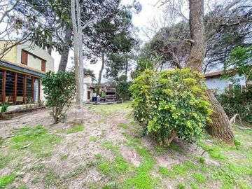 Casa en venta en Villa Gesell