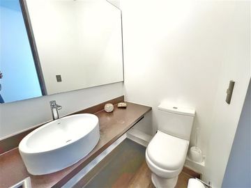Departamento en Venta en Departamento con piscina exclusiva y quincho !!!