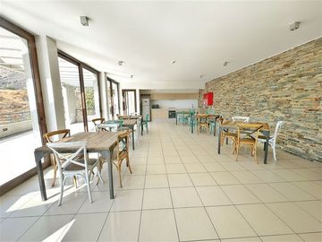 Departamento en Venta en Departamento con piscina exclusiva y quincho !!!