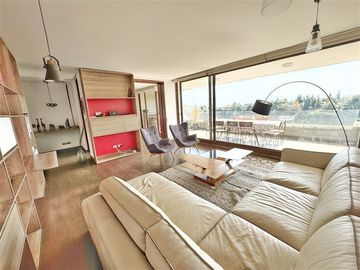 Departamento en Venta en Departamento con piscina exclusiva y quincho !!!