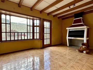 Casa en Venta en Av. Pedro Aguirre Cerda