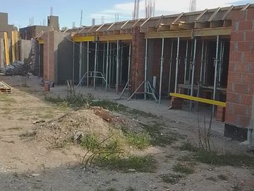 Venta de hermosa casa en alto alberdi - Apto Credito