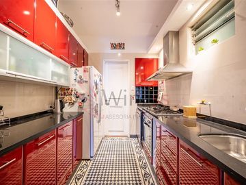 Departamento en Venta en Estratégica y Amplia Propiedad en Pleno Centro Comercial y Gubernamental