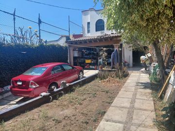 Casa Sola en Lomas de Cortes Cuernavaca - LLR-114-Cs