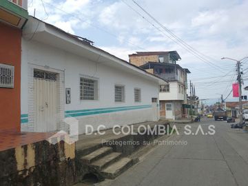 VENTA de CASAS en LA MESA
