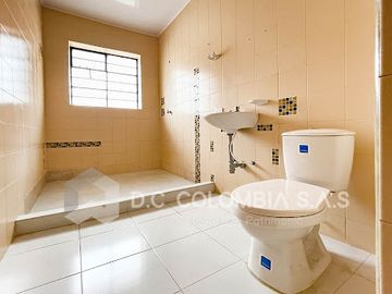 VENTA de CASAS en LA MESA