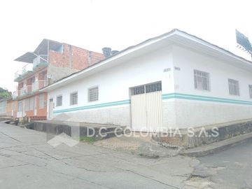 VENTA de CASAS en LA MESA