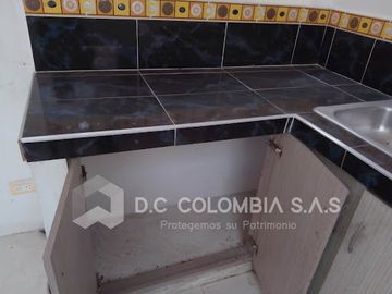 VENTA de CASAS en SAN CAYETANO