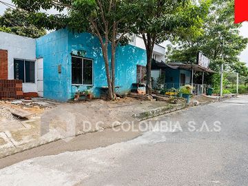 VENTA de CASAS en SAN CAYETANO
