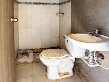 VENTA de CASAS en SAN CAYETANO