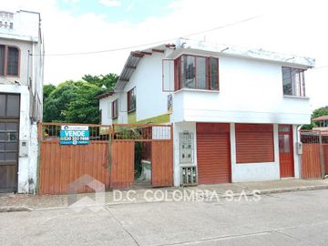 VENTA de CASAS en MELGAR