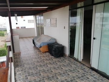 SE VENDE CASA EN CLUB DE PLAYA SOLIMAR LURIN