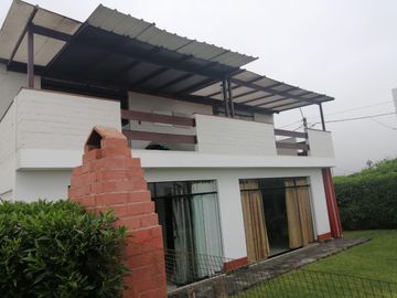 SE VENDE CASA EN CLUB DE PLAYA SOLIMAR LURIN