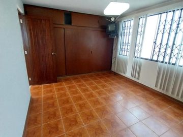 SE VENDE CASA DE PLAYA EN CLUB SOLIMAR - LURIN
